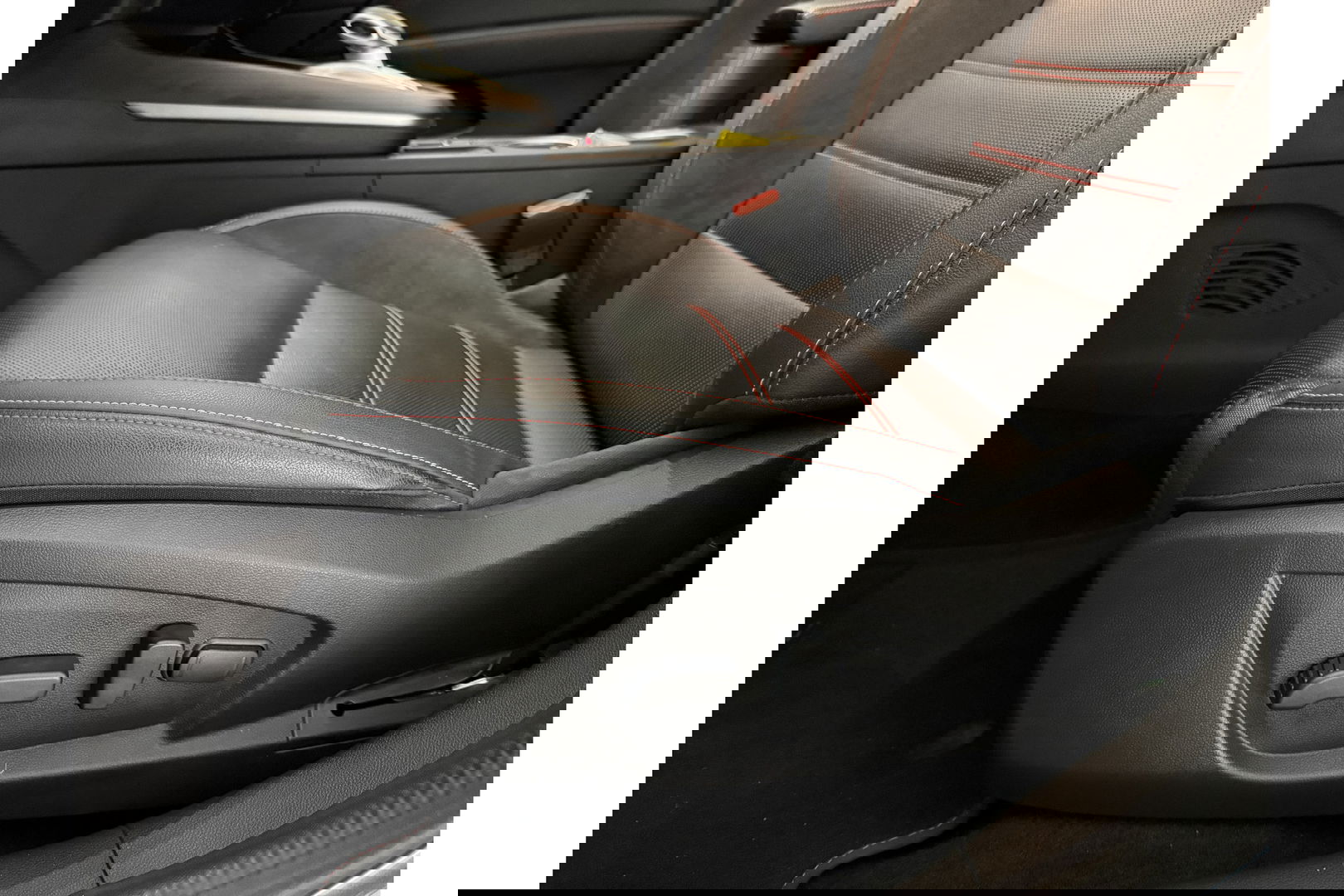 Renault Arkana 1.6 E-Tech Hybrid R.S. Line 360 Camera Pano ACC Virtual Carplay Cruise Clima LED Navi PDC 18"LMV