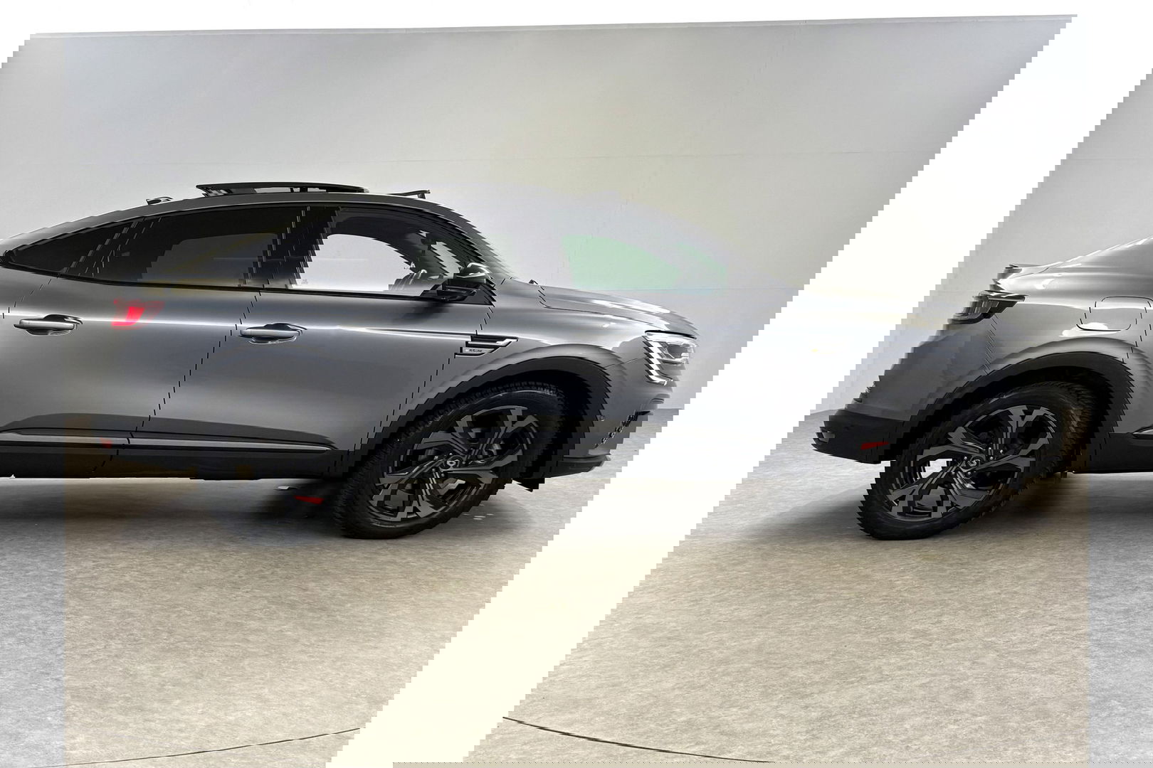 Renault Arkana 1.6 E-Tech Hybrid R.S. Line 360 Camera Pano ACC Virtual Carplay Cruise Clima LED Navi PDC 18"LMV