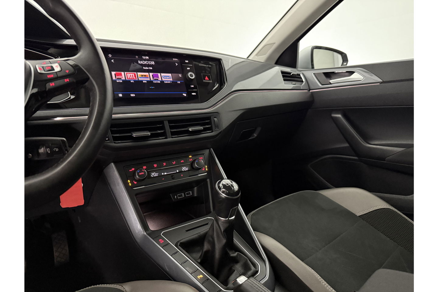 Volkswagen Polo 1.0 TSI R-line Clima Carplay Cruise Navigatie PDC 16"LMV