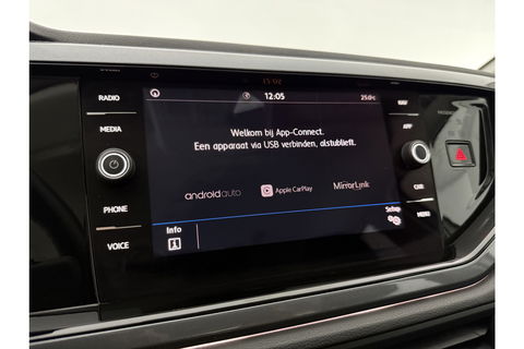 Volkswagen Polo 1.0 TSI R-line Clima Carplay Cruise Navigatie PDC 16"LMV
