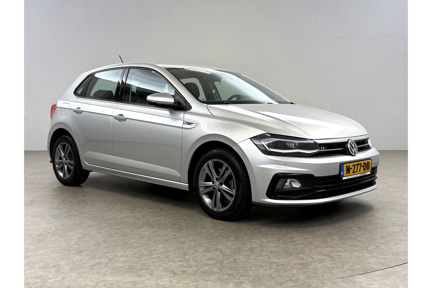 Volkswagen Polo 1.0 TSI R-line Clima Carplay Cruise Navigatie PDC 16"LMV