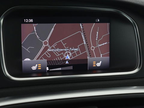 Volvo V40 1.5 T3 Polar+ Sport | Panoramadak | Stoelverwarming | Camera | Full LED | Navigatie | Park Assist | Harman/Kardon | Keyless | R Design