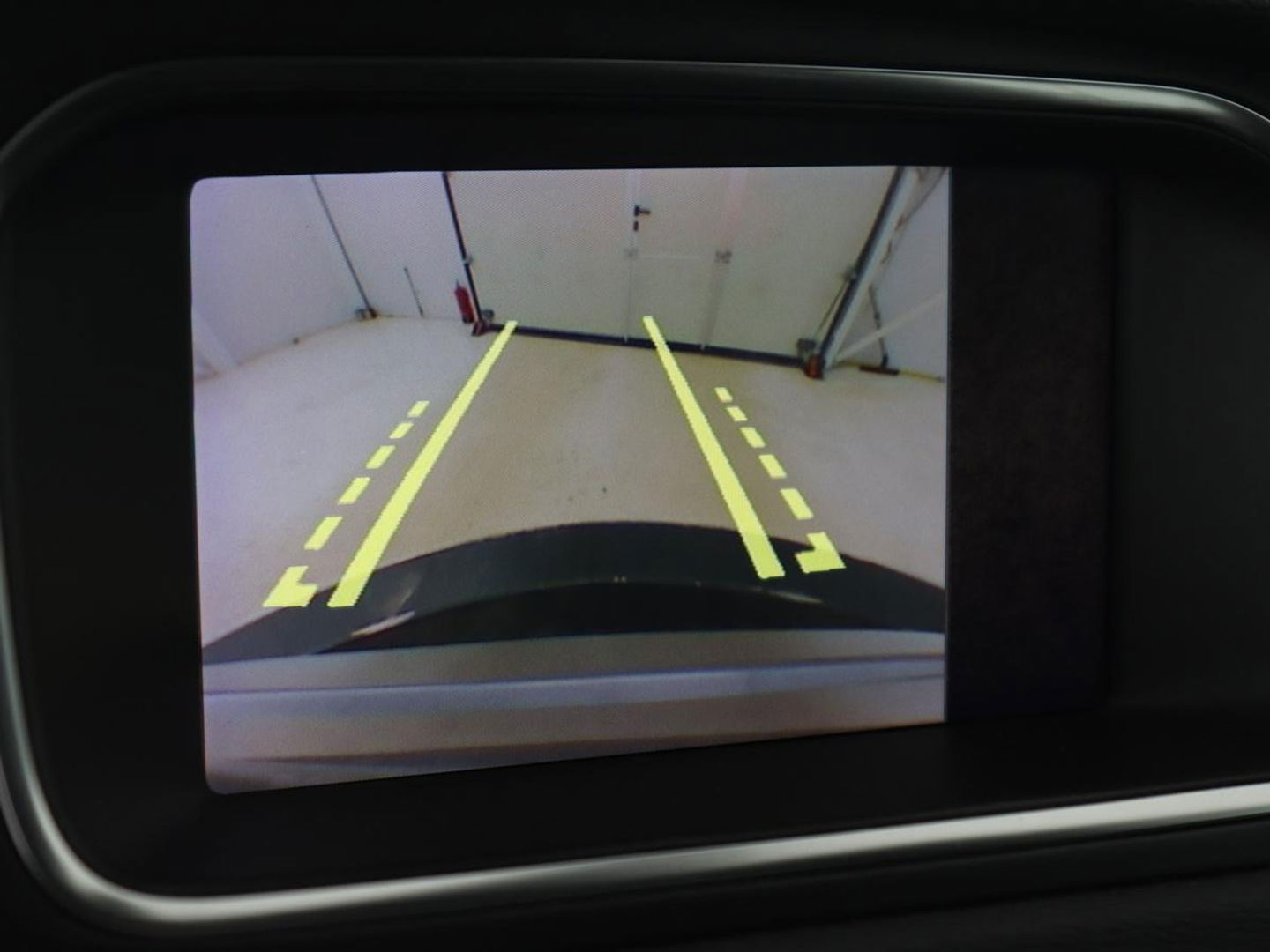 Volvo V40 1.5 T3 Polar+ Sport | Panoramadak | Stoelverwarming | Camera | Full LED | Navigatie | Park Assist | Harman/Kardon | Keyless | R Design