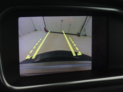 Volvo V40 1.5 T3 Polar+ Sport | Panoramadak | Stoelverwarming | Camera | Full LED | Navigatie | Park Assist | Harman/Kardon | Keyless | R Design