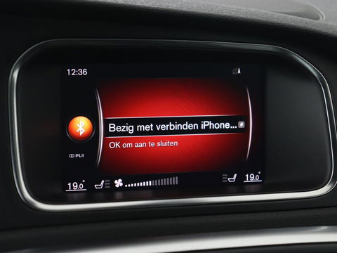 Volvo V40 1.5 T3 Polar+ Sport | Panoramadak | Stoelverwarming | Camera | Full LED | Navigatie | Park Assist | Harman/Kardon | Keyless | R Design