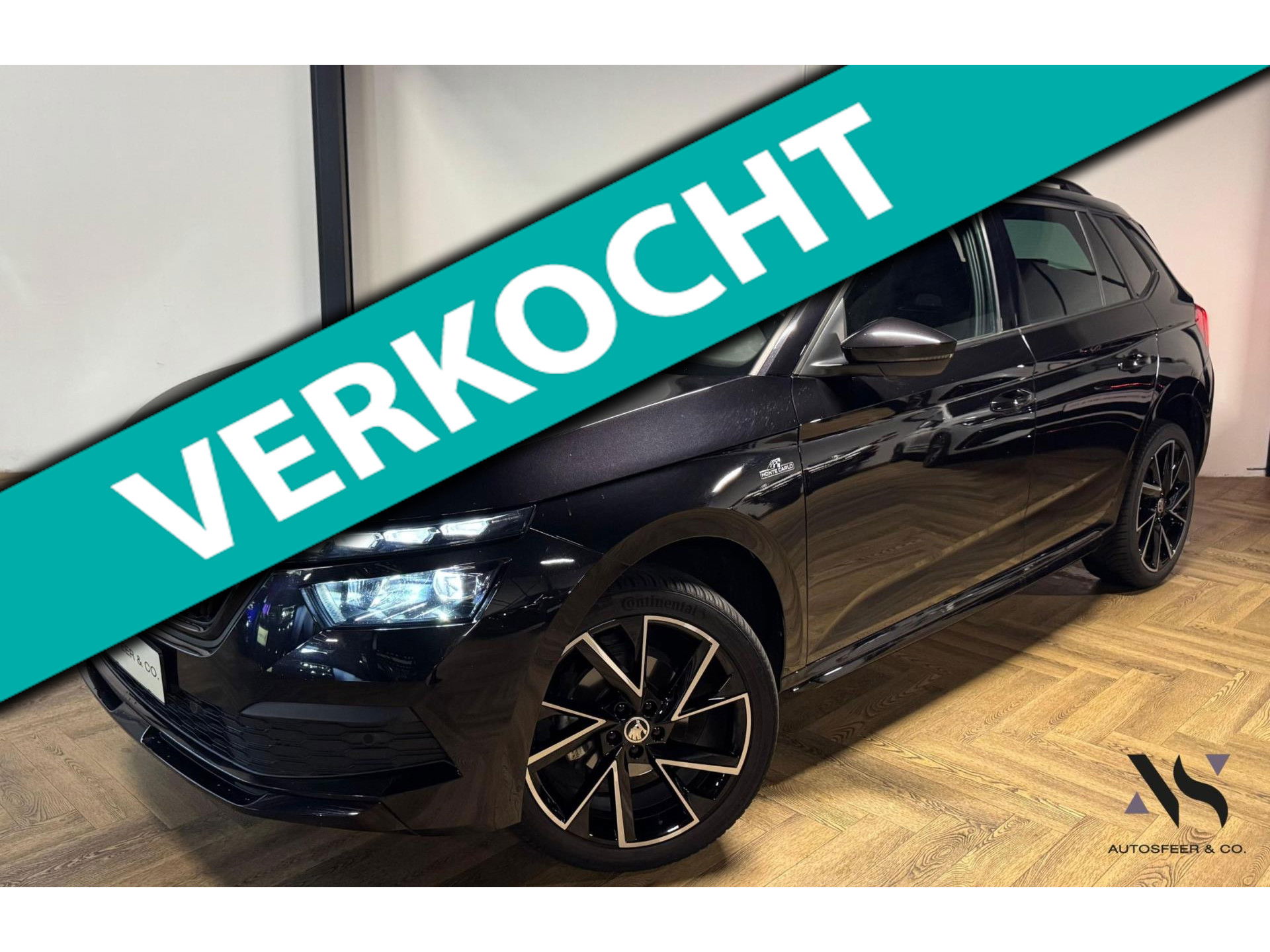 Škoda Kamiq 1.5 TSI ACT Sport Business PANO KEYLESS