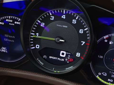 Porsche Panamera 2.9 4 462PK E-Hybrid / SportDesign carbon / PDSL *NAP*
