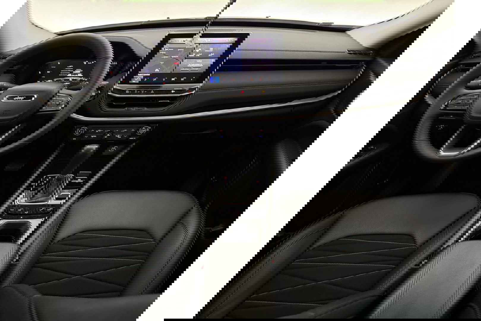 Jeep Compass 4xe 240PK Plug-in Hybrid Upland Alpine Audio 360Camera LED Carplay Virtual Clima ACC Navi 18''LMV