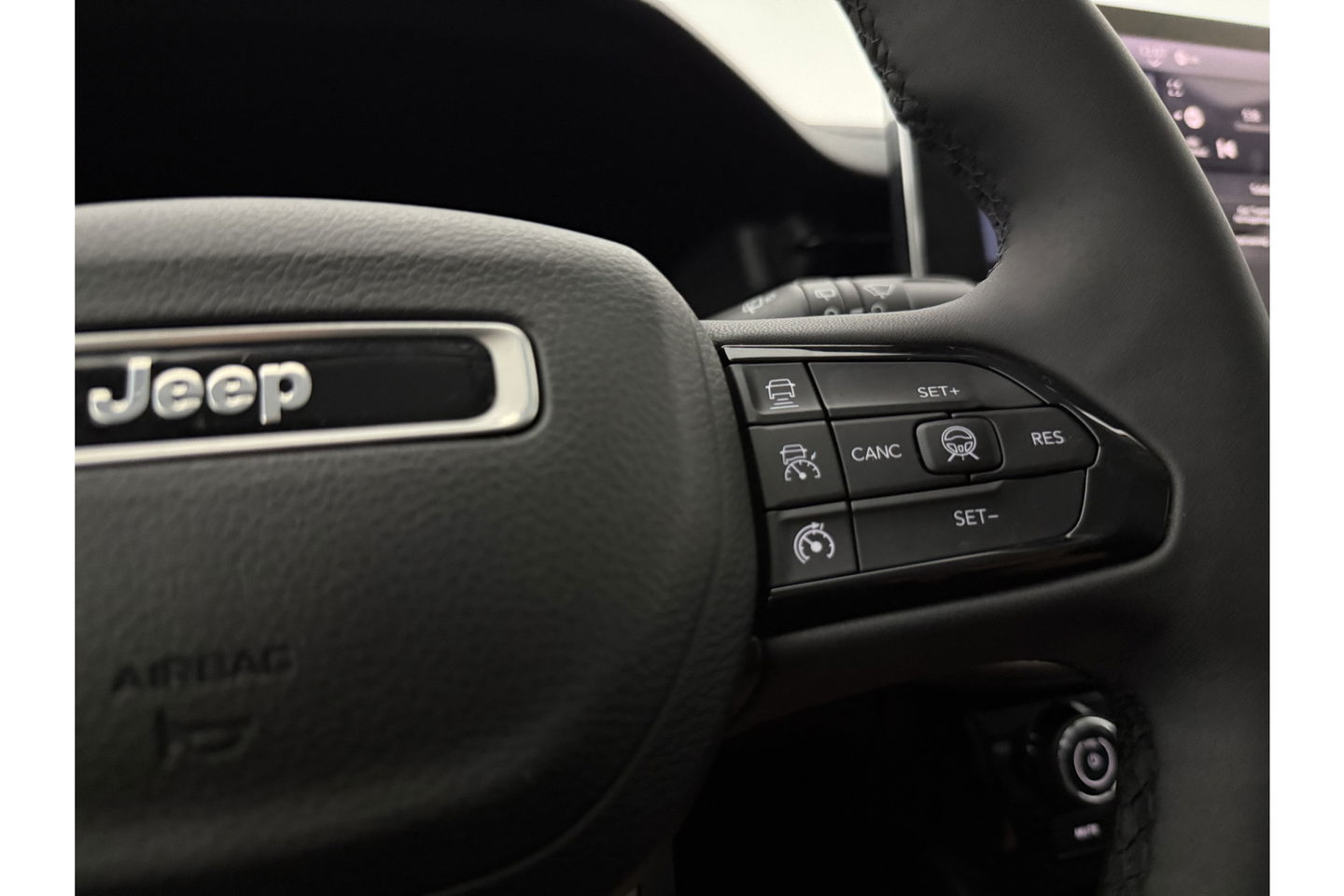 Jeep Compass 4xe 240PK Plug-in Hybrid Upland Alpine Audio 360Camera LED Carplay Virtual Clima ACC Navi 18''LMV