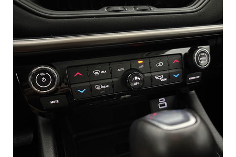 Jeep Compass 4xe 240PK Plug-in Hybrid Upland Alpine Audio 360Camera LED Carplay Virtual Clima ACC Navi 18''LMV