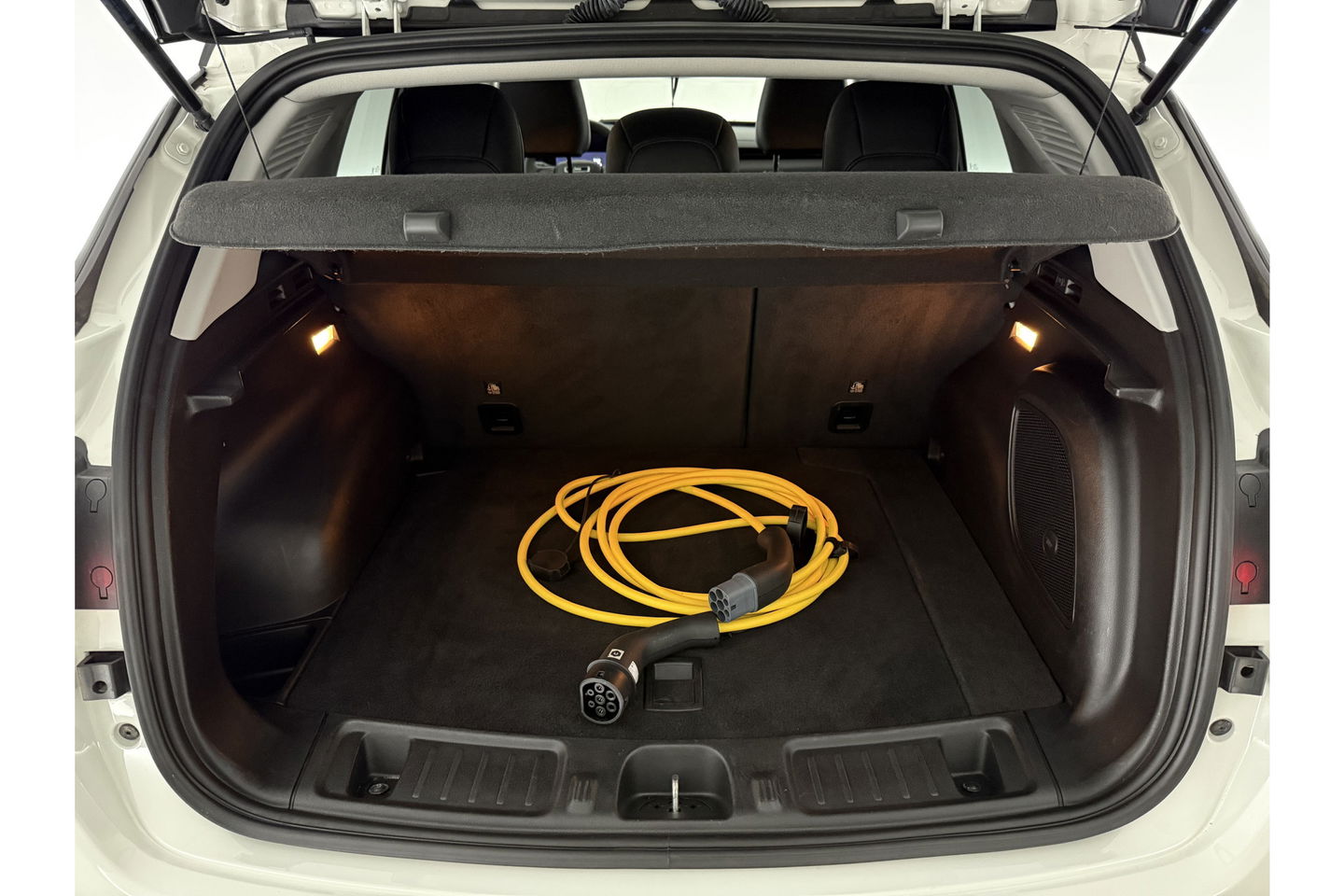 Jeep Compass 4xe 240PK Plug-in Hybrid Upland Alpine Audio 360Camera LED Carplay Virtual Clima ACC Navi 18''LMV
