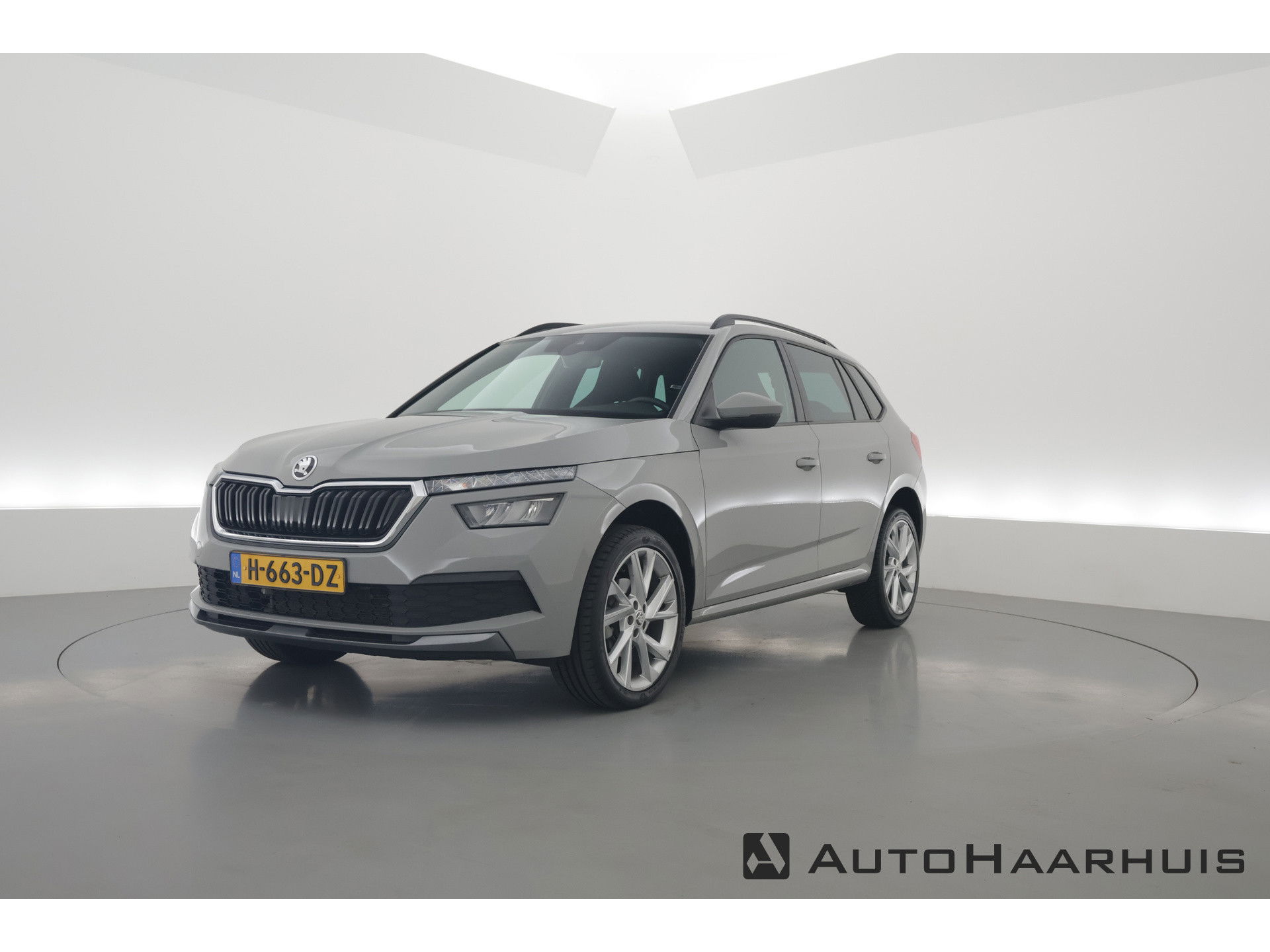 Škoda Kamiq 1.0 TSI Sport Business | virtual Cockpit | Navi | Cruise | CarPlay | PDC A | 18" | Trekhaak