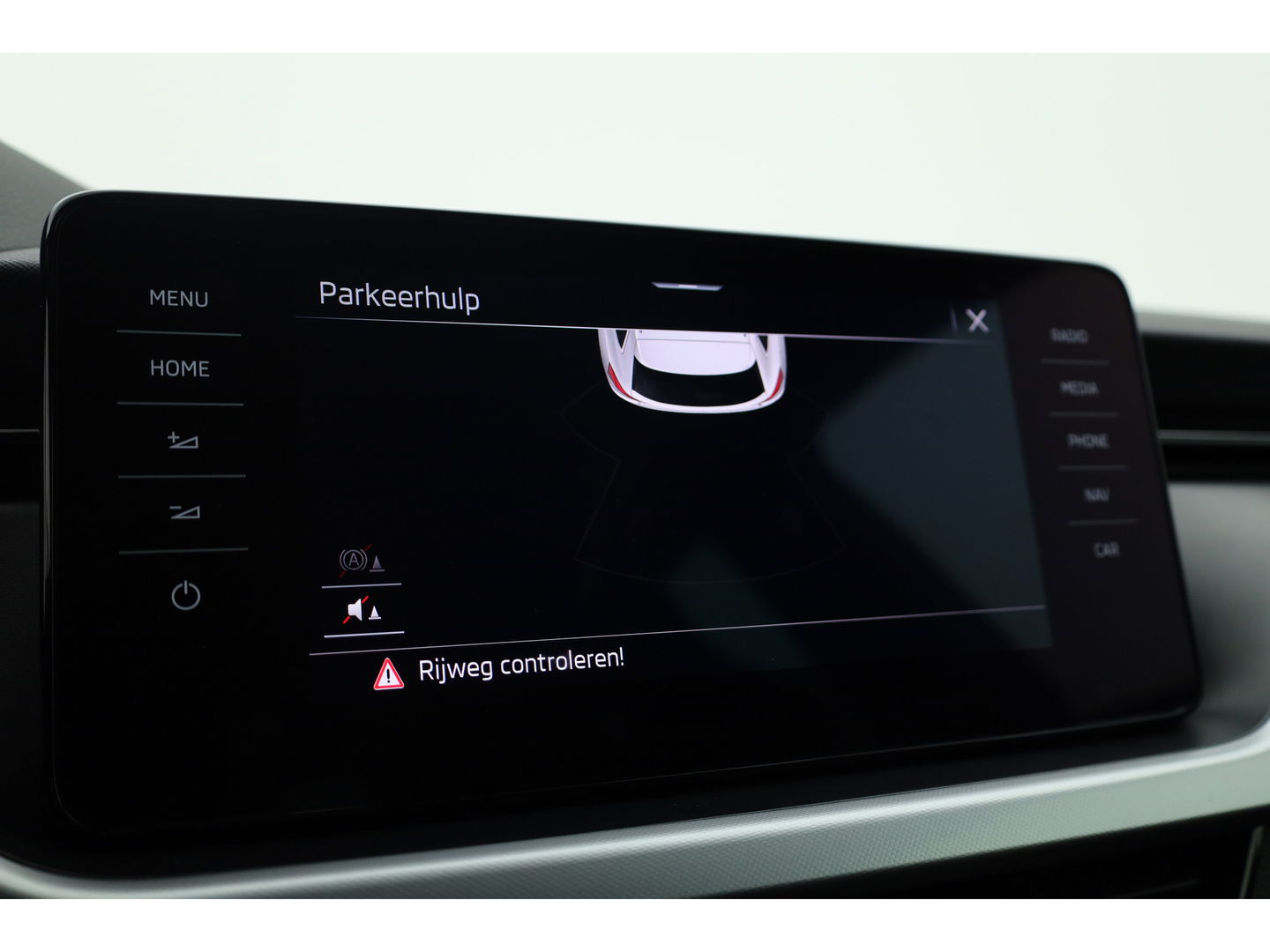 Škoda Kamiq 1.0 TSI Sport Business | virtual Cockpit | Navi | Cruise | CarPlay | PDC A | 18" | Trekhaak