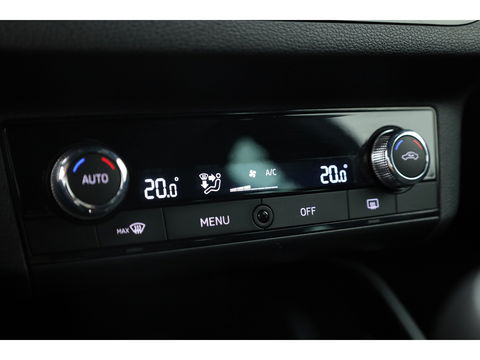 Škoda Kamiq 1.0 TSI Sport Business | virtual Cockpit | Navi | Cruise | CarPlay | PDC A | 18" | Trekhaak