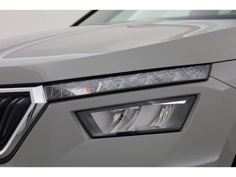Škoda Kamiq 1.0 TSI Sport Business | virtual Cockpit | Navi | Cruise | CarPlay | PDC A | 18" | Trekhaak