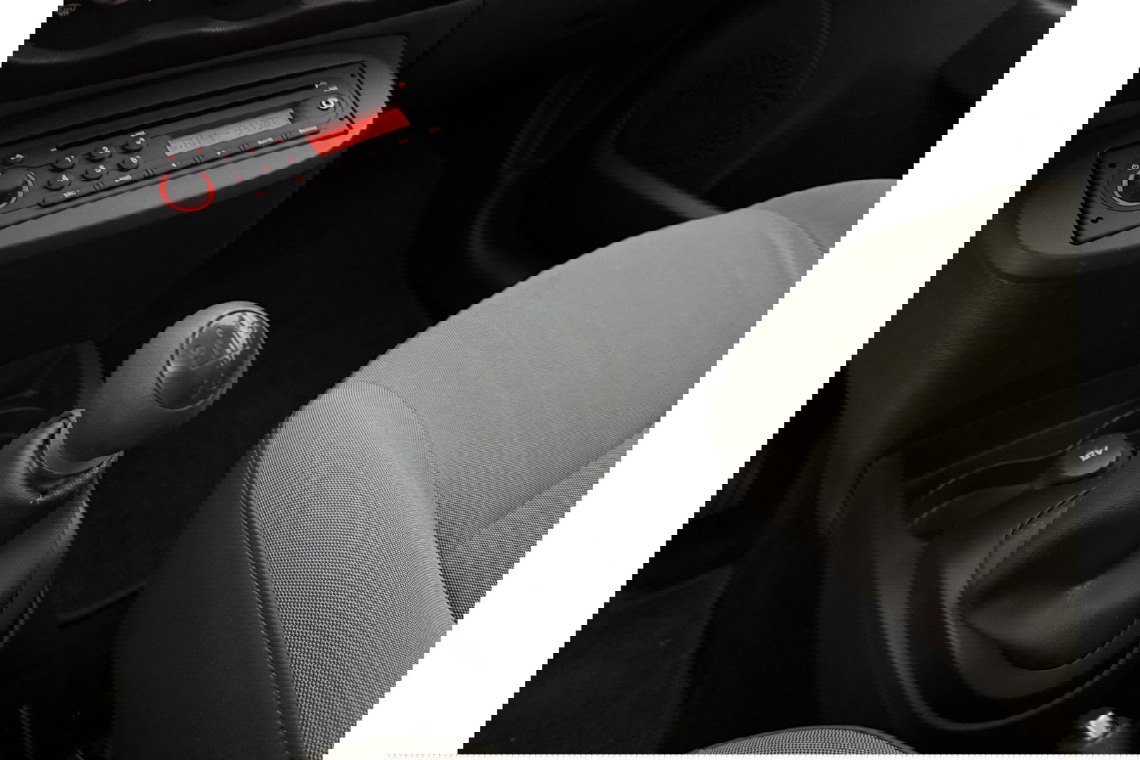 Renault Twingo 1.2-16V Authentique | APK tot 06-2026 | Airco 15"LMV Elektr-Ramen