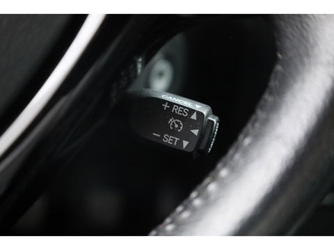Toyota Aygo 1.0 VVT-i x-play | Airco | Cruise | CarPlay | All Season | Camera