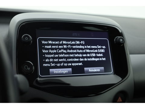 Toyota Aygo 1.0 VVT-i x-play | Airco | Cruise | CarPlay | All Season | Camera