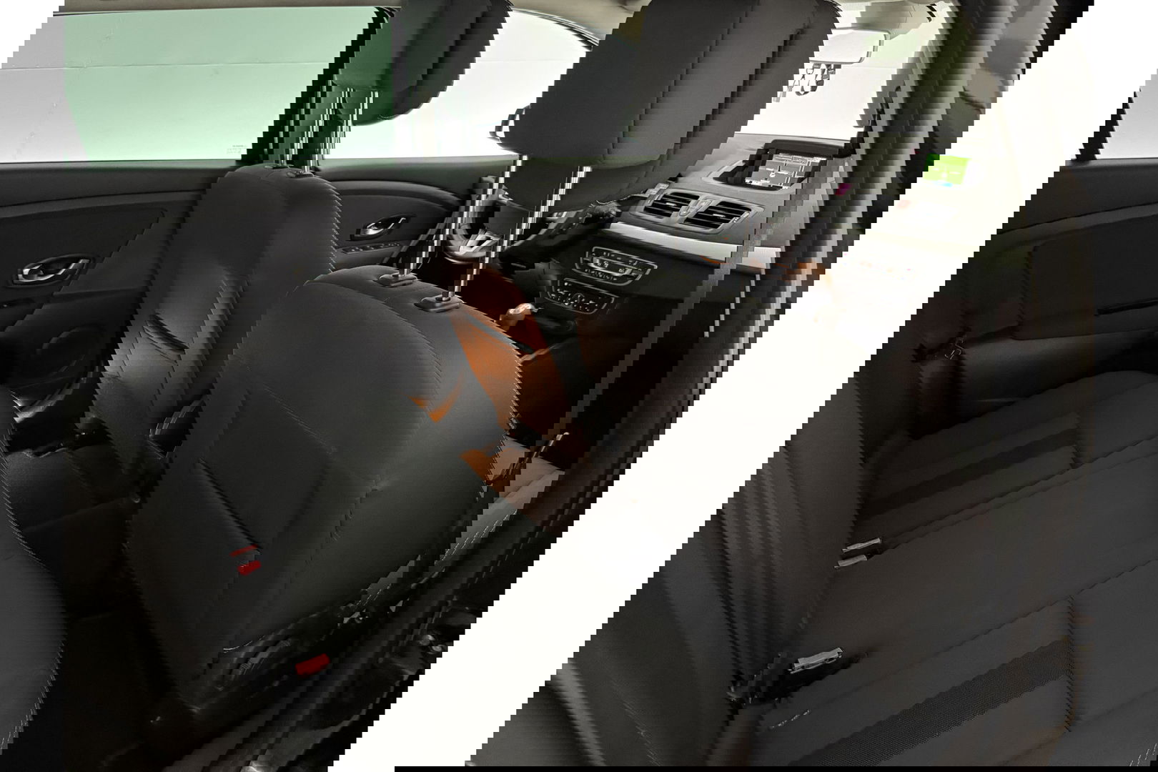 Renault Mégane 1.4 TCe Estate | Dynamique | APK tot 11/2025 | Clima Cruise Navigatie Parkeersensoren Trekhaak