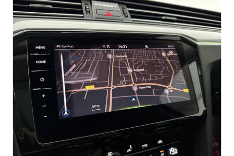 Volkswagen Passat 1.4 TSI 218PK PHEV GTE Pano Sfeer LED ACC Carplay Virtual Memory Head up Display Clima Navi PDC 17''LMV