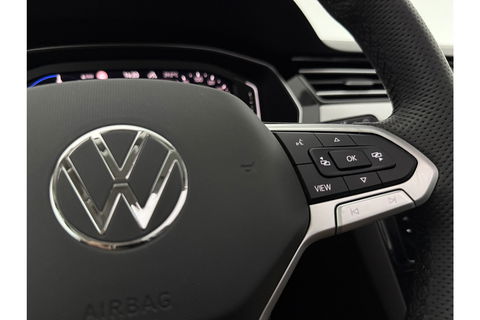 Volkswagen Passat 1.4 TSI 218PK PHEV GTE Pano Sfeer LED ACC Carplay Virtual Memory Head up Display Clima Navi PDC 17''LMV