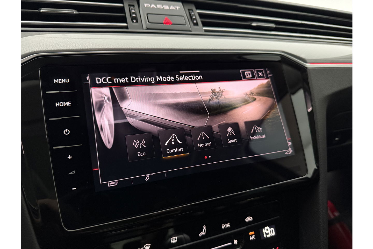 Volkswagen Passat 1.4 TSI 218PK PHEV GTE Pano Sfeer LED ACC Carplay Virtual Memory Head up Display Clima Navi PDC 17''LMV
