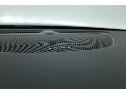 Volvo V60 2.0 T6 Recharge AWD R-Design | ACC | Blis | Trekhaak | H&K | Sportstoelen met mem. |