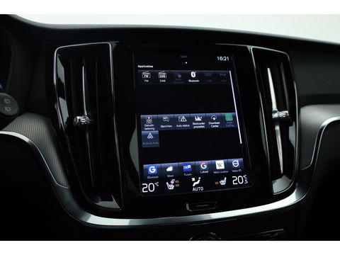 Volvo V60 2.0 T6 Recharge AWD R-Design | ACC | Blis | Trekhaak | H&K | Sportstoelen met mem. |