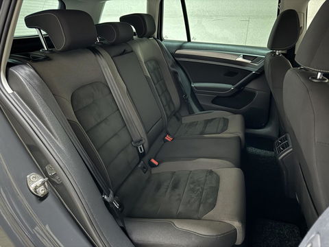 Volkswagen Golf Variant 1.0 TSI Highline ACC CarPlay Navi Massage NAP