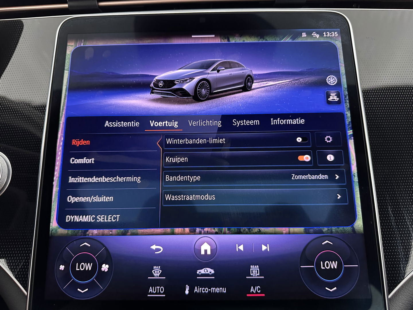 Mercedes-Benz EQE 300 Business Line 89 kWh [ 3-Fase ] (INCL.BTW) *PANO | LUXURY-LEATHER | FULL-LED | ADAPTIVE-CRUISE | DIGI-COCKPIT | AMBIENT-LIGHT | NAVI-FULLMAP | CAMERA | HEATED-COMFORTSEATS | ECC | PDC | 19''ALU*