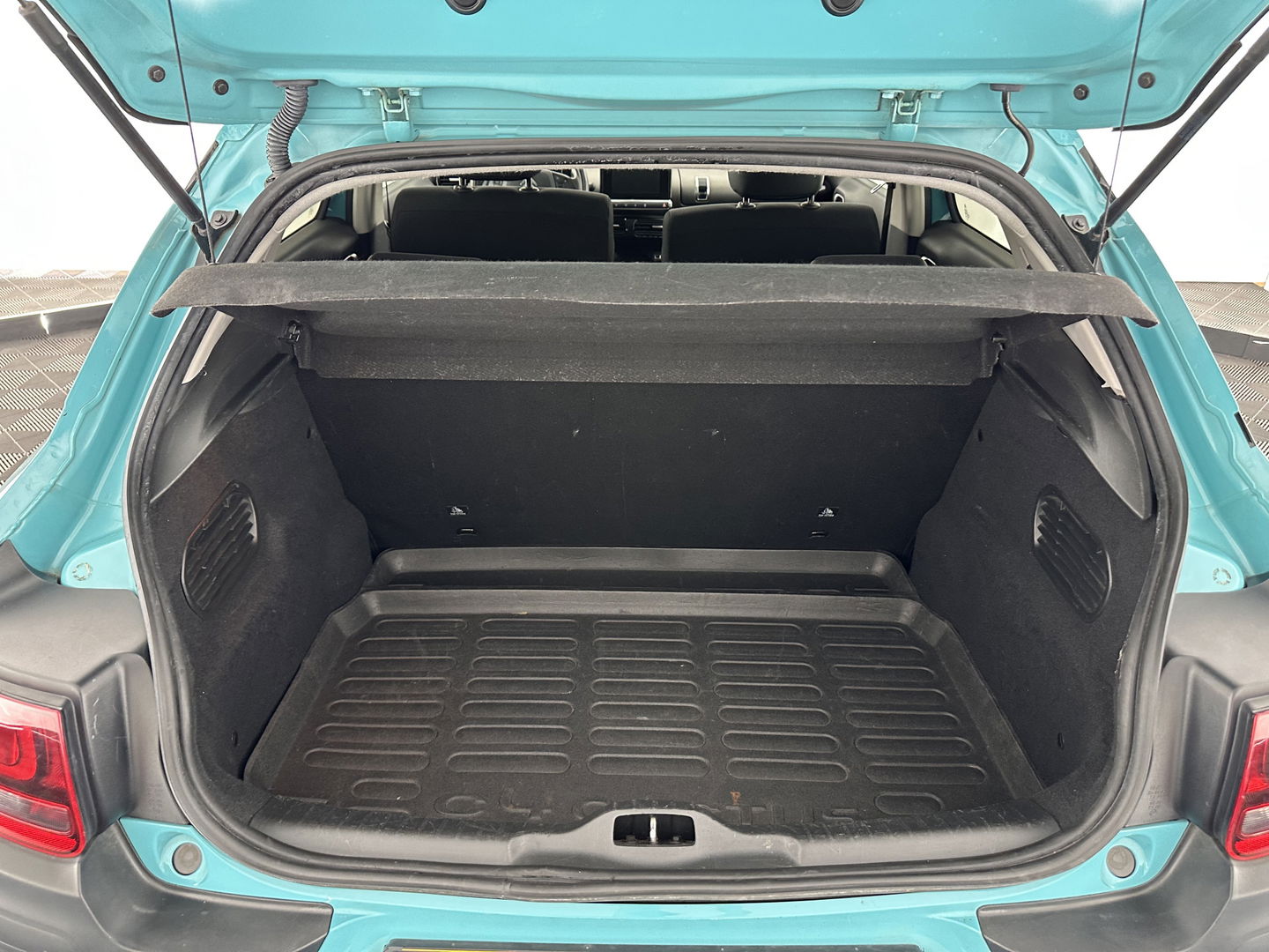 Citroën C4 Cactus 1.6 BlueHDi Shine *PANO | NAVI-FULLMAP | CAMERA | ECC | PDC | CRUISE | COMFORT-SEATS*