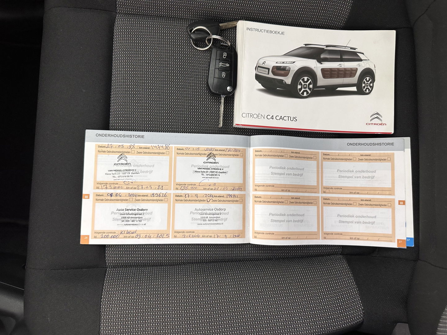Citroën C4 Cactus 1.6 BlueHDi Shine *PANO | NAVI-FULLMAP | CAMERA | ECC | PDC | CRUISE | COMFORT-SEATS*