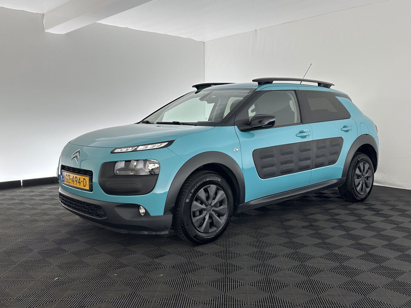 Citroën C4 Cactus 1.6 BlueHDi Shine *PANO | NAVI-FULLMAP | CAMERA | ECC | PDC | CRUISE | COMFORT-SEATS*