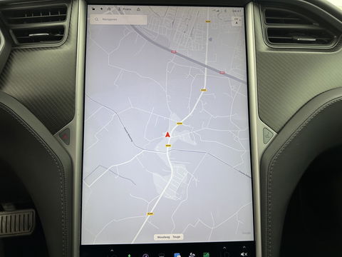 Tesla Model S 100D Aut. *PANO | NAPPA-LEATHER | AUTO-PILOT | ADAPTIVE-CRUISE | CCS-FASTLOADER | FULL-LED | NAVI-FULLMAP | AIR-SUSPENSION | KEYLESS | SURROUND-VIEW | CARPLAY | MEMORY-PACK | SPORT-SEATS | DIGI-CO