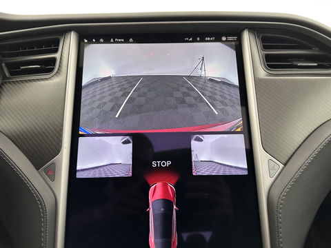 Tesla Model S 100D Aut. *PANO | NAPPA-LEATHER | AUTO-PILOT | ADAPTIVE-CRUISE | CCS-FASTLOADER | FULL-LED | NAVI-FULLMAP | AIR-SUSPENSION | KEYLESS | SURROUND-VIEW | CARPLAY | MEMORY-PACK | SPORT-SEATS | DIGI-CO