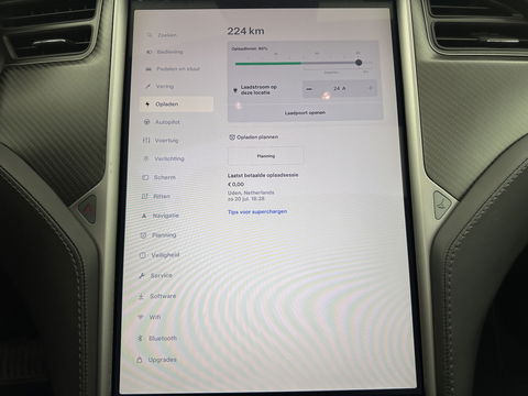 Tesla Model S 100D Aut. *PANO | NAPPA-LEATHER | AUTO-PILOT | ADAPTIVE-CRUISE | CCS-FASTLOADER | FULL-LED | NAVI-FULLMAP | AIR-SUSPENSION | KEYLESS | SURROUND-VIEW | CARPLAY | MEMORY-PACK | SPORT-SEATS | DIGI-CO