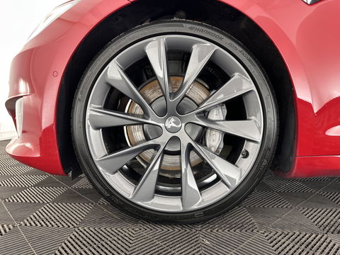 Tesla Model S 100D Aut. *PANO | NAPPA-LEATHER | AUTO-PILOT | ADAPTIVE-CRUISE | CCS-FASTLOADER | FULL-LED | NAVI-FULLMAP | AIR-SUSPENSION | KEYLESS | SURROUND-VIEW | CARPLAY | MEMORY-PACK | SPORT-SEATS | DIGI-CO