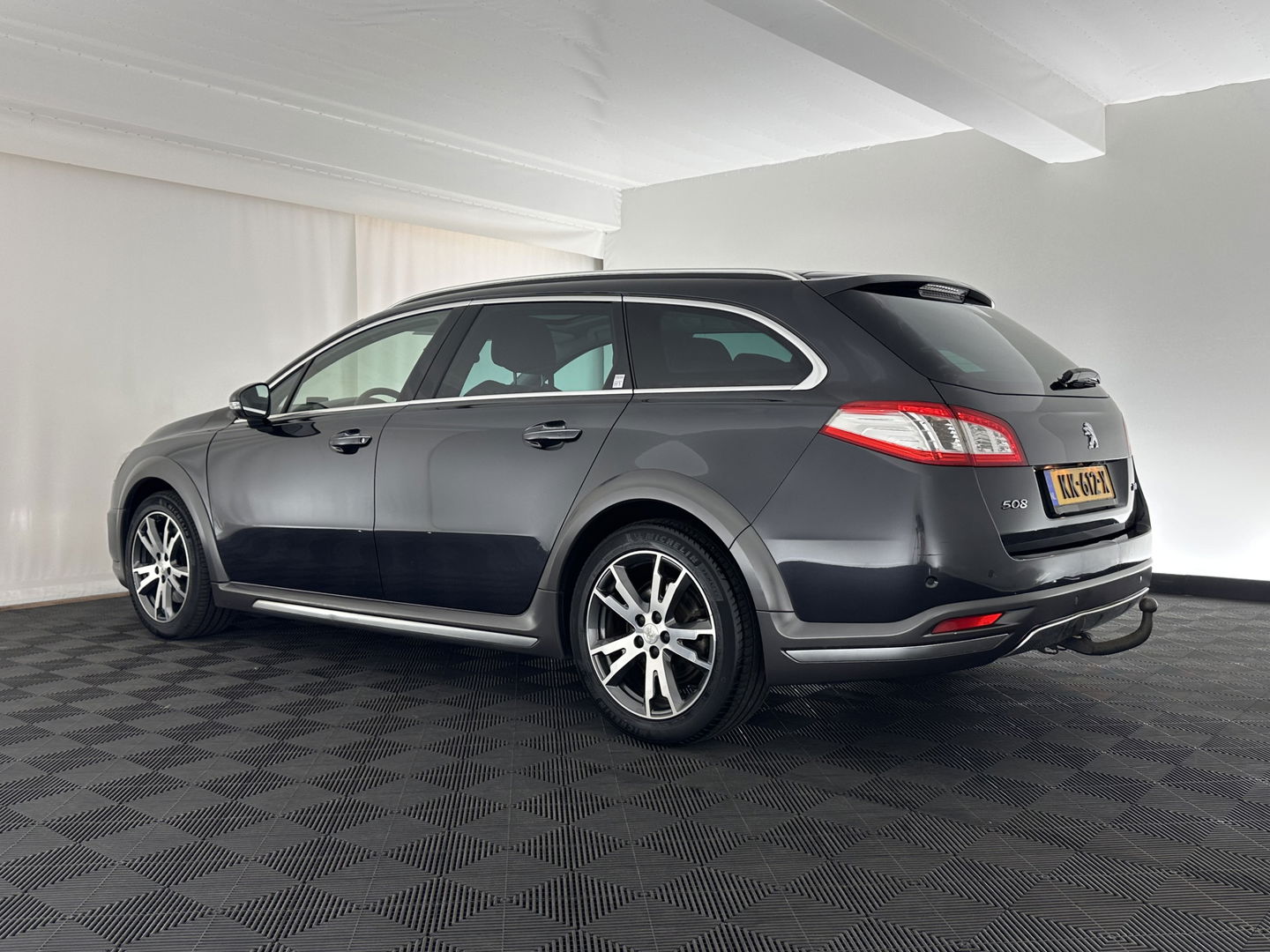 Peugeot 508 RXH 2.0 HDi HYbrid4 Aut. *PANO | HEAD-UP | LUXURY-LEATHER | FULL-LED | MEMORY-PACK | KEYLESS | CAMERA | NAVI-FULLMAP | HEATED-COMFORTSEATS | ECC | PDC | CRUISE | 18''ALU*