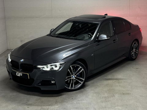 BMW 3 Serie 320i M-Sport Pano Leer HUD CarPlay Camera Trekh. NAP