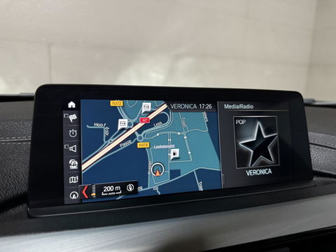 BMW 3 Serie 320i M-Sport Pano Leer HUD CarPlay Camera Trekh. NAP