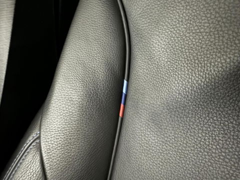 BMW 3 Serie 320i M-Sport Pano Leer HUD CarPlay Camera Trekh. NAP