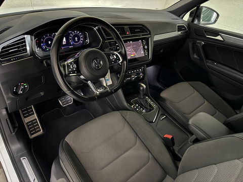 Volkswagen Tiguan 1.5 TSI R-Line Black Edition Pano Virtual Carplay NAP