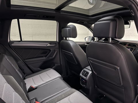 Volkswagen Tiguan 1.5 TSI R-Line Black Edition Pano Virtual Carplay NAP