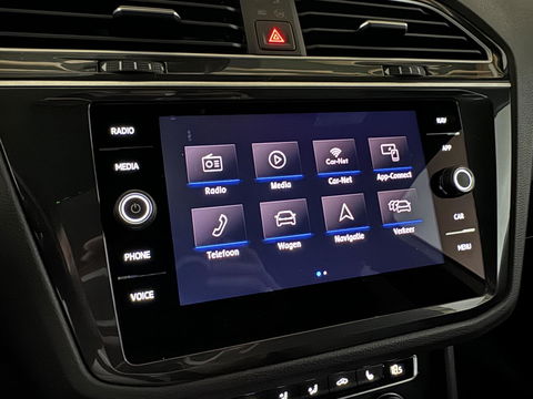 Volkswagen Tiguan 1.5 TSI R-Line Black Edition Pano Virtual Carplay NAP