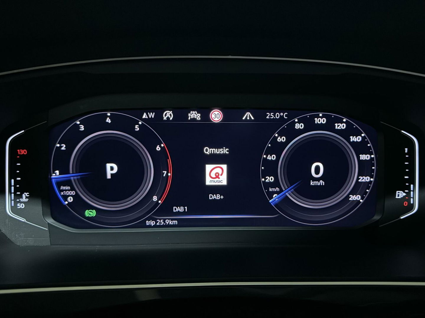 Volkswagen Tiguan 1.5 TSI R-Line Black Edition Pano Virtual Carplay NAP