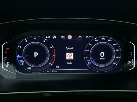 Volkswagen Tiguan 1.5 TSI R-Line Black Edition Pano Virtual Carplay NAP