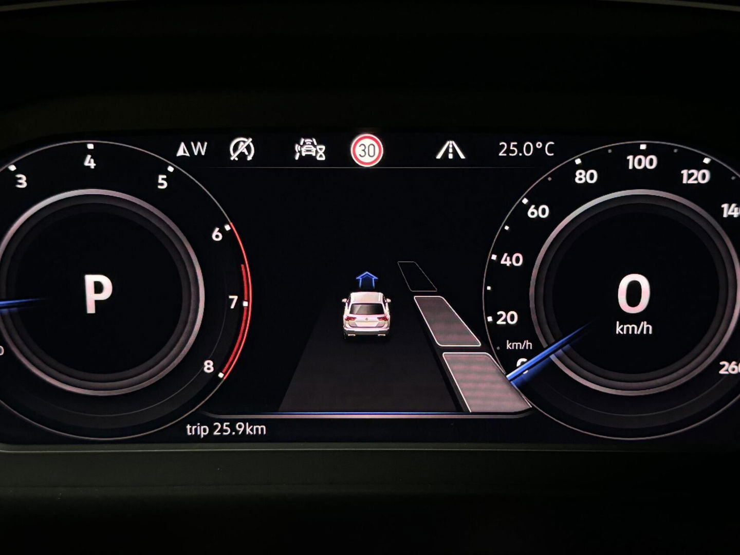 Volkswagen Tiguan 1.5 TSI R-Line Black Edition Pano Virtual Carplay NAP