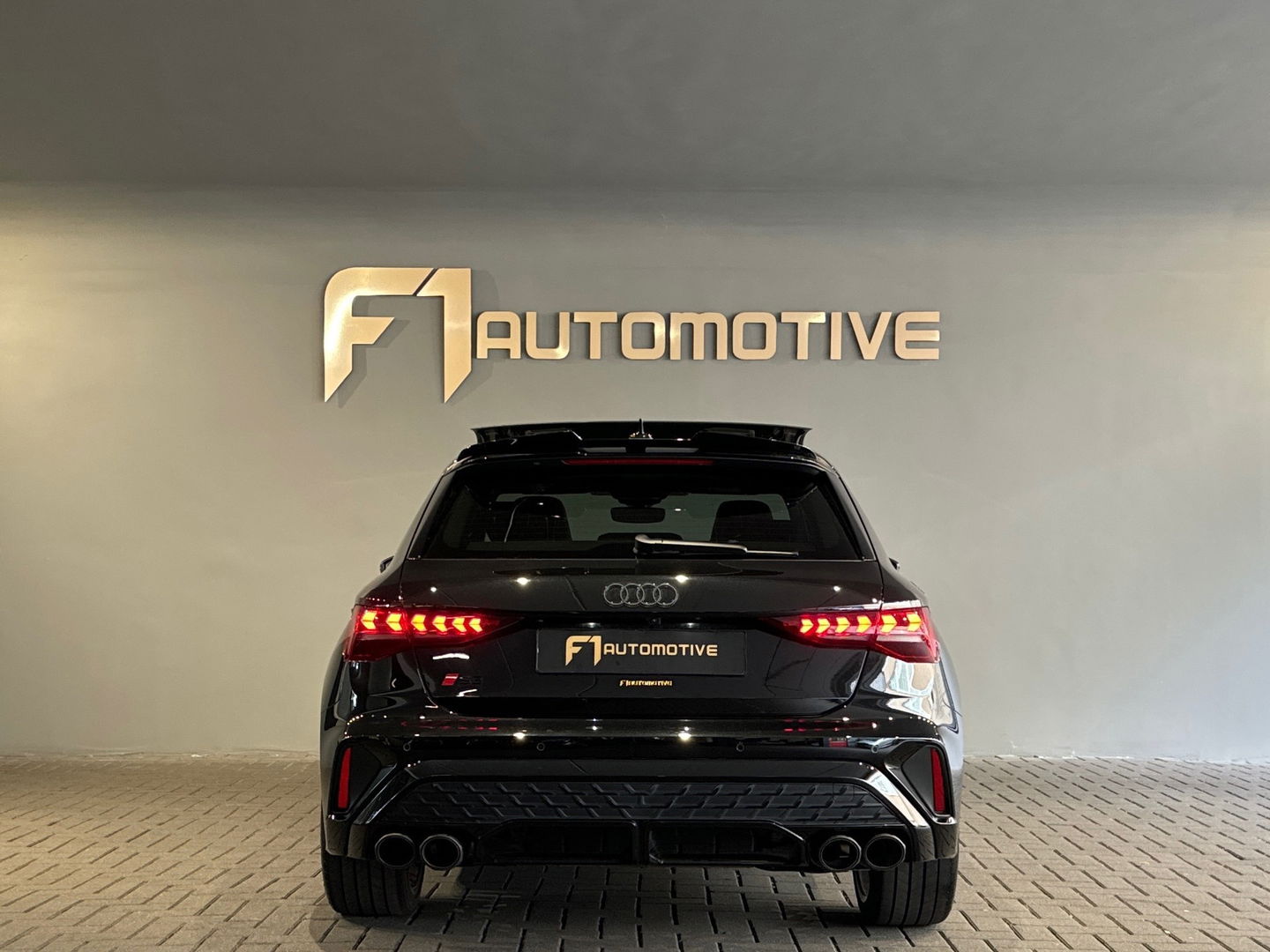 Audi A3 Sportback 2.0 TFSI S3 quattro Pano|HuD|Sonos|Akrapovic