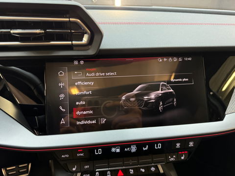 Audi A3 Sportback 2.0 TFSI S3 quattro Pano|HuD|Sonos|Akrapovic