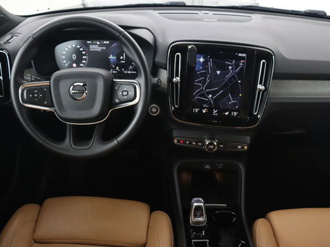 Volvo XC40 1.5 T5 Recharge Inscription | Leder | 360 Camera | Stoel & stuurverwarming | Carplay | Harman/Kardon | Navigatie | Keyless | Full LED | Parkeerhulp | Cruise control | PHEV | Plug In